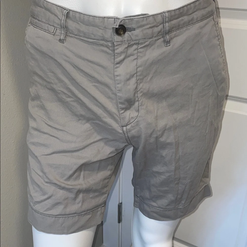 Faherty Men's Tan Flat Front Shorts